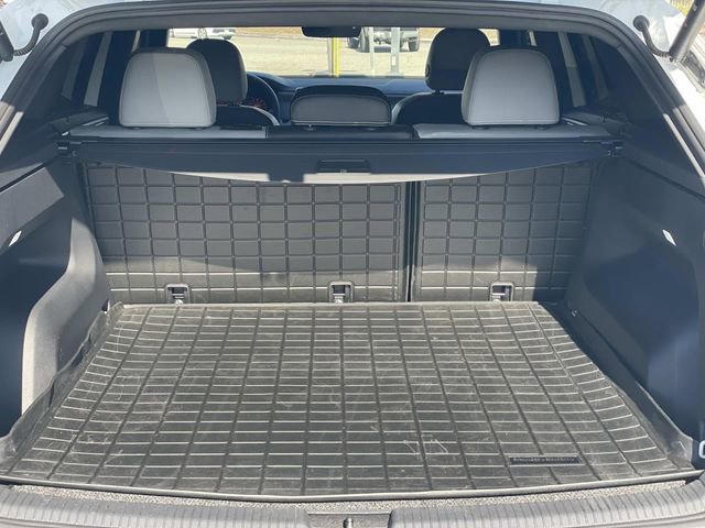 Used 2025 Volkswagen Atlas Cross Sport SEL R-Line image 24