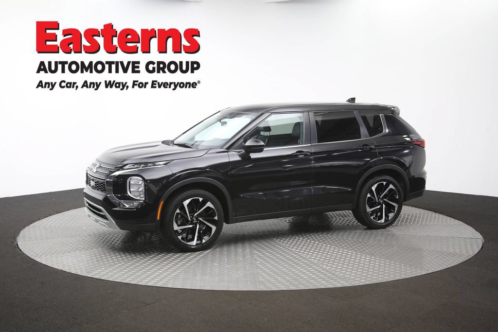 Used 2024 Mitsubishi Outlander SE AWD/4WD image 57
