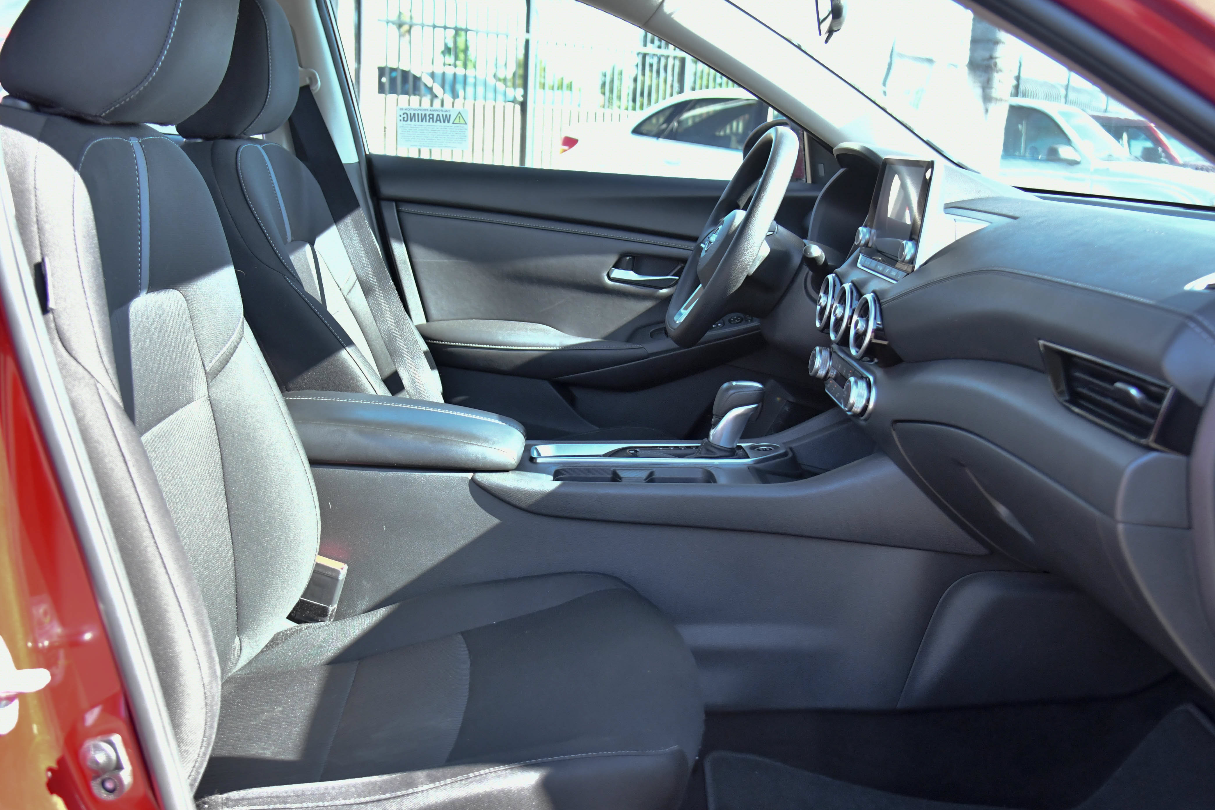 Used 2025 Nissan Sentra SV FWD image 39