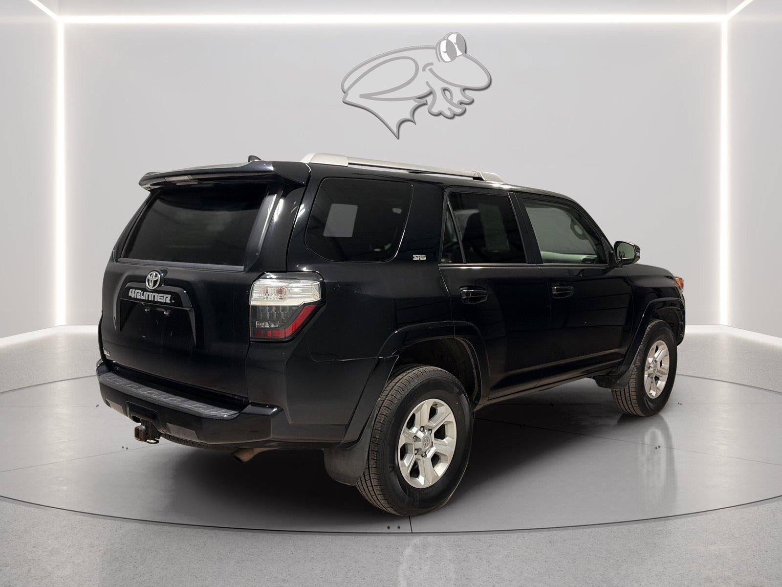 Used 2018 Toyota 4Runner SR5 Premium AWD/4WD image 5
