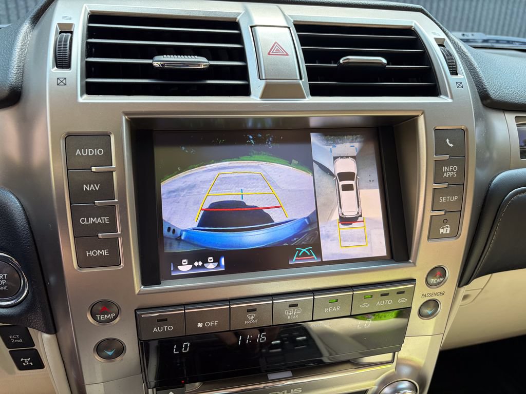 Used 2021 Lexus GX 460 Luxury w/ Sport Design Package AWD/4WD image 38