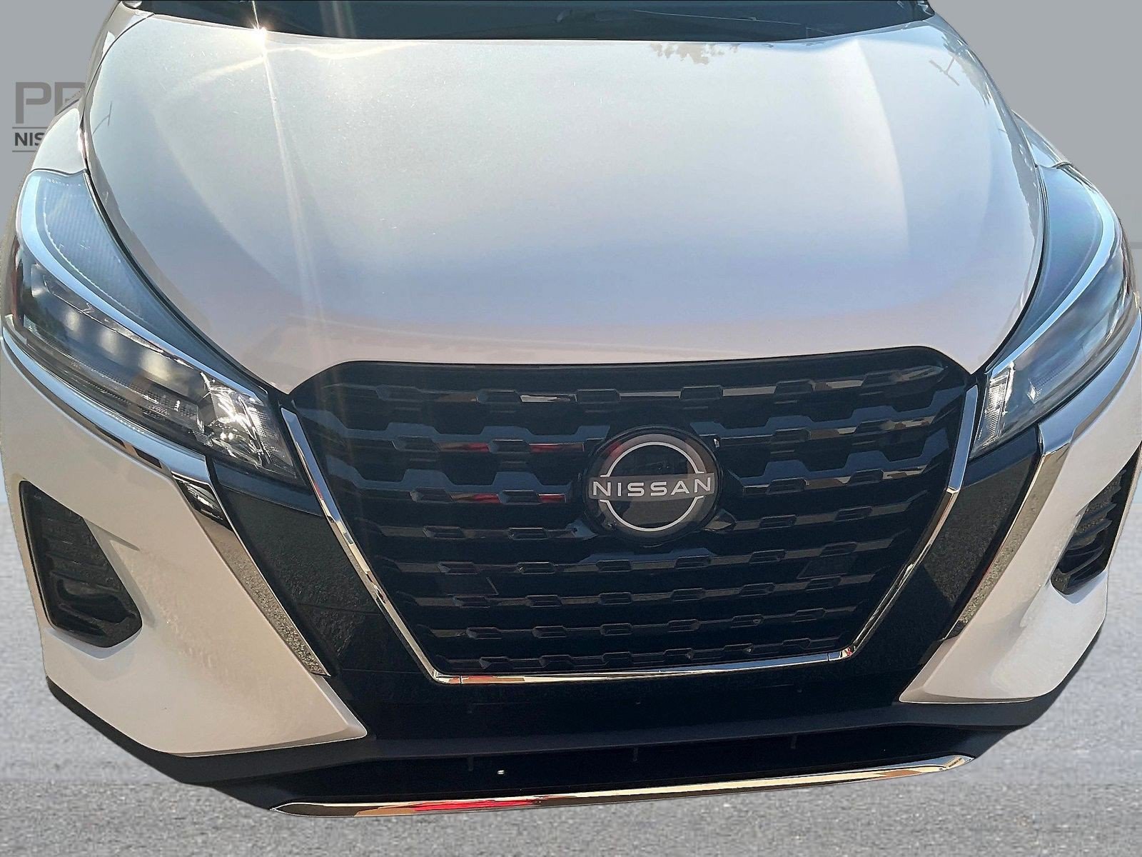 Used 2024 Nissan Kicks SR w/ SR Premium Package FWD image 35