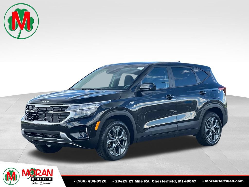Used 2025 Kia Seltos LX AWD/4WD image 1