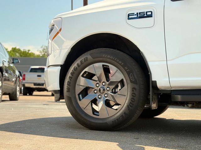 Used 2024 Ford F150 Lightning Flash AWD/4WD image 50