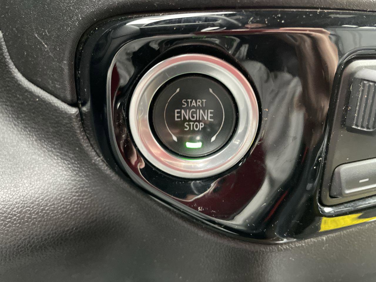 Certified 2024 Chevrolet Silverado 2500 High Country w/ Technology Package image 18