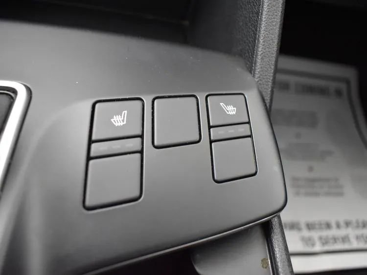 Used 2025 Kia Sportage LX image 36