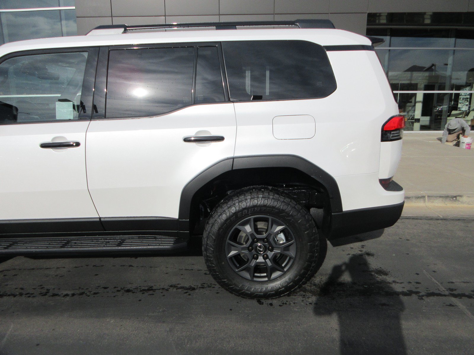 Used 2026 Lexus GX 550 w/ Accessory Package (CT) AWD/4WD image 4
