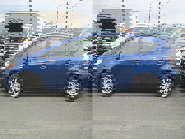 Used 2012 Toyota Prius V Two FWD image 2