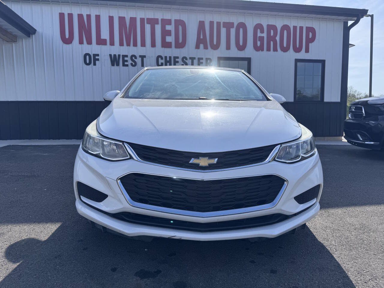 Used 2018 Chevrolet Cruze LS FWD image 3