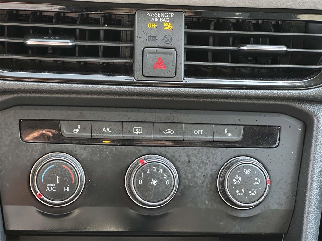 Used 2022 Volkswagen Taos SE image 10