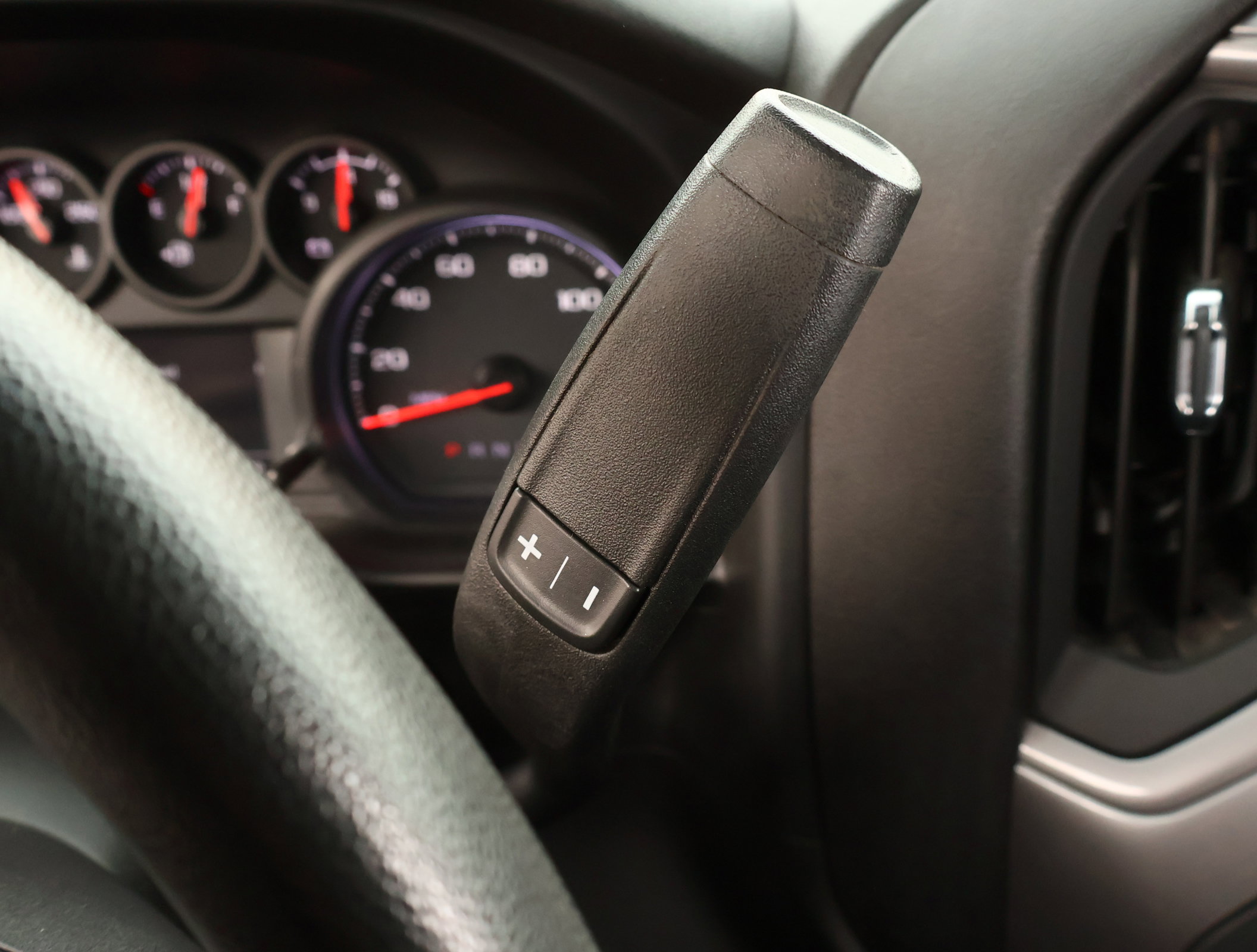 Used 2021 Chevrolet Silverado 1500 Custom image 13