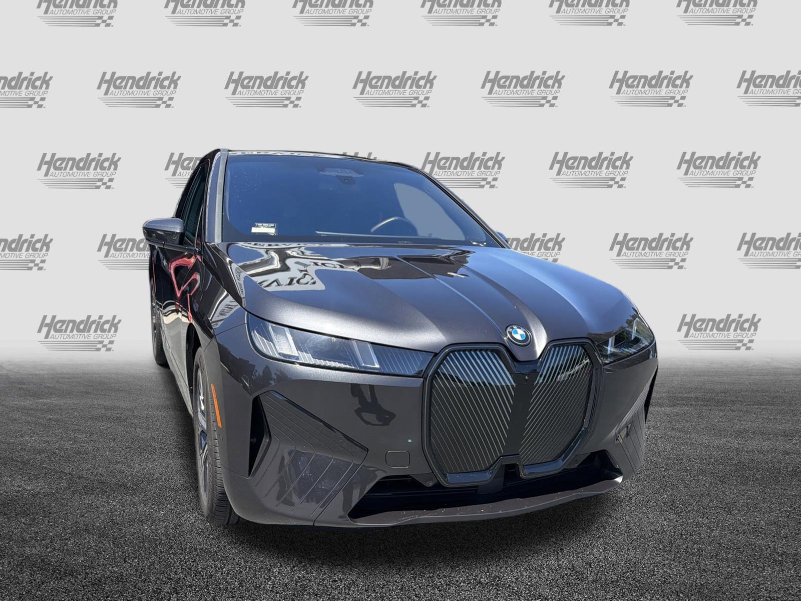 Used 2026 BMW iX xDrive45 AWD/4WD image 9