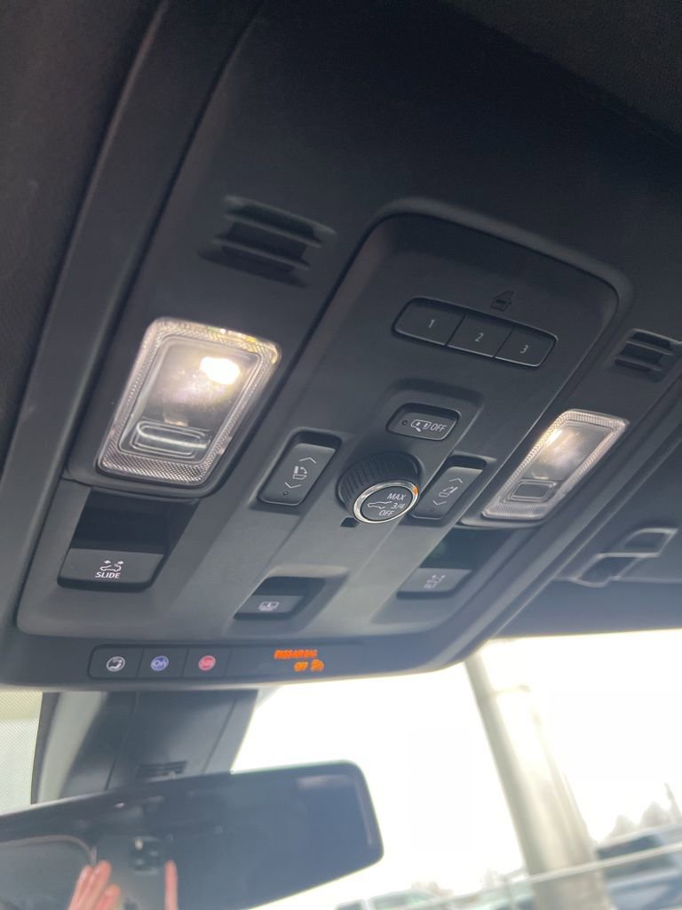 Used 2021 GMC Yukon AT4 w/ AT4 Premium Plus Package image 21