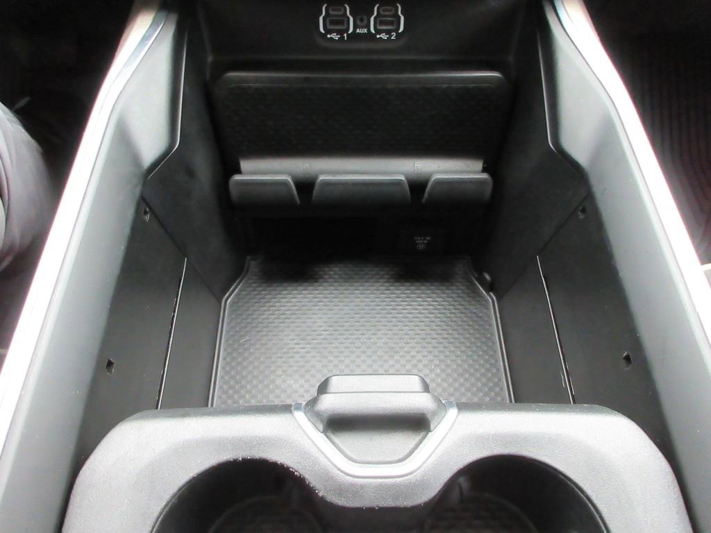 Used 2021 RAM 1500 Laramie image 33