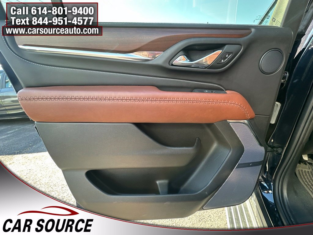 Used 2023 GMC Yukon XL Denali Ultimate AWD/4WD image 27