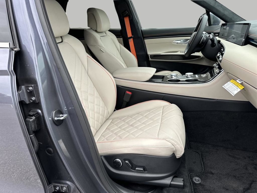 New 2026 Genesis GV70 3.5T Sport Prestige AWD/4WD image 26