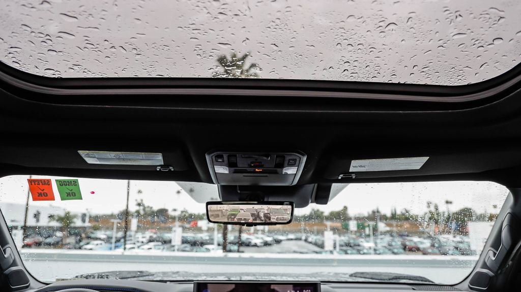 Used 2024 Toyota Tundra Platinum image 18