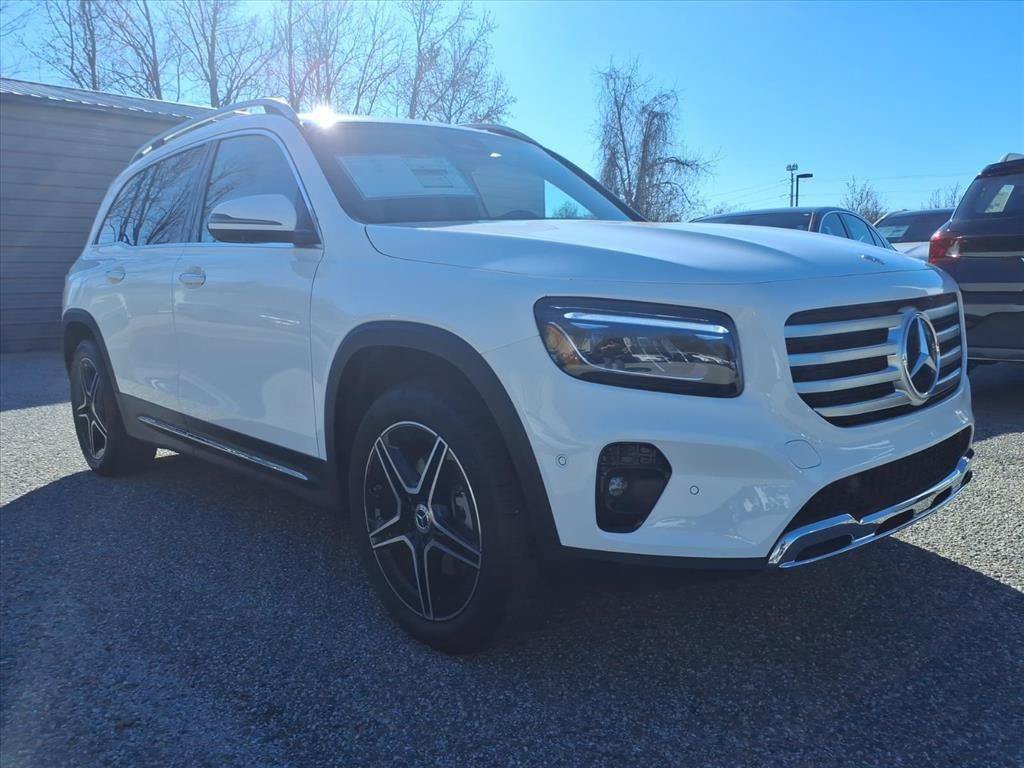 New 2026 Mercedes-Benz GLB 250 4MATIC image 3
