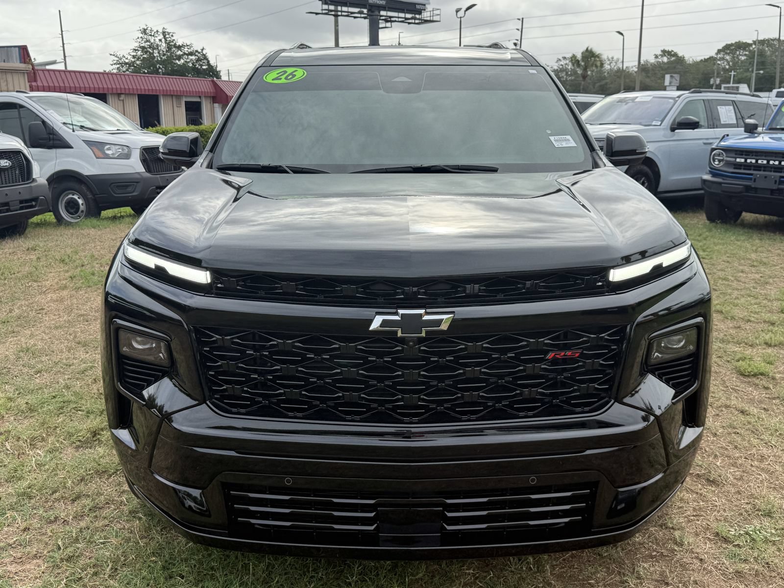 Used 2026 Chevrolet Traverse RS w/ LPO, Floor Liner Package FWD image 9