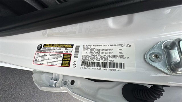 Used 2025 Toyota Tacoma TRD Off-Road image 36