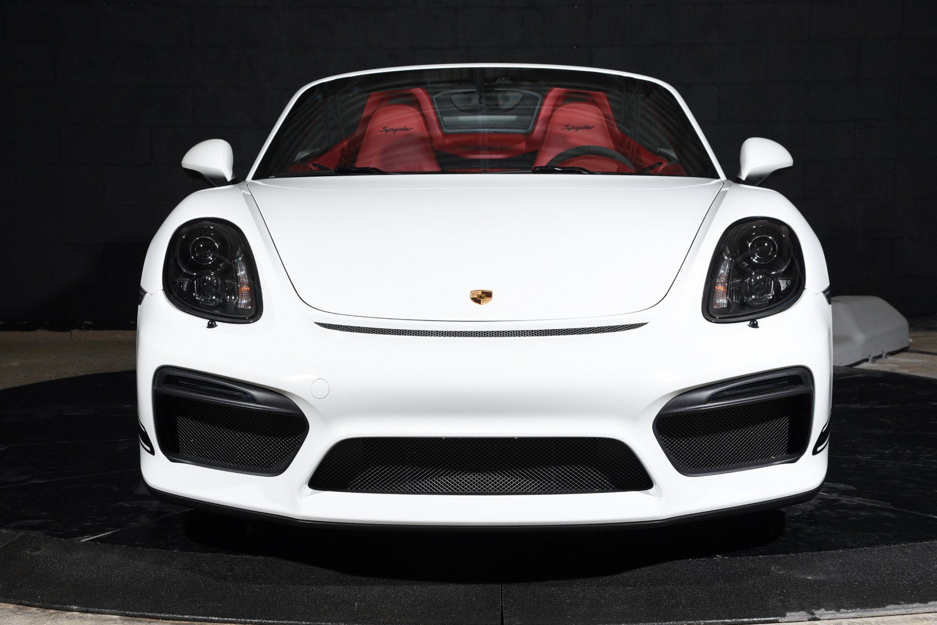 Used 2016 Porsche Boxster Spyder RWD image 11