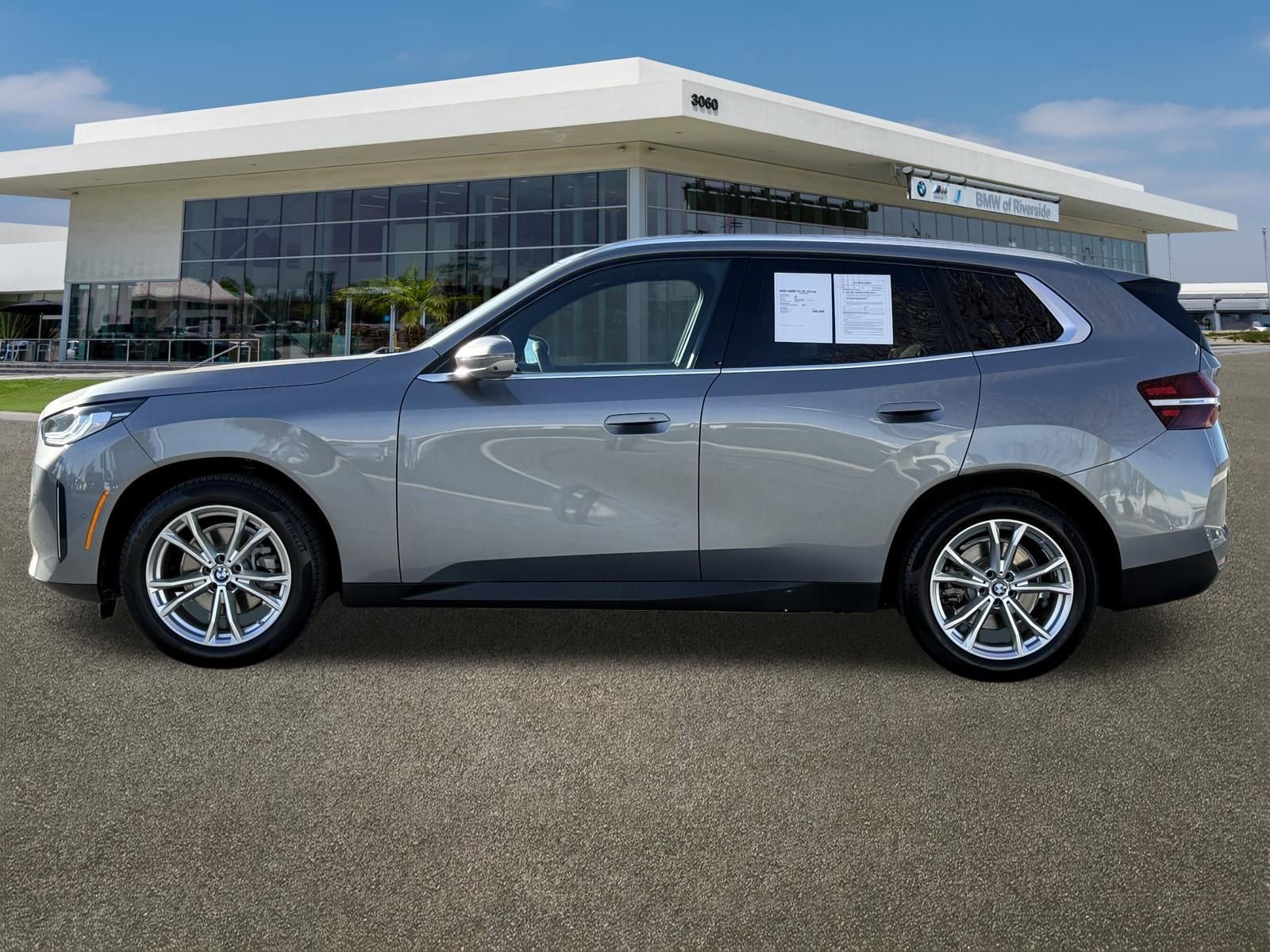 Used 2025 BMW X3 xDrive30i w/ Premium Package image 6