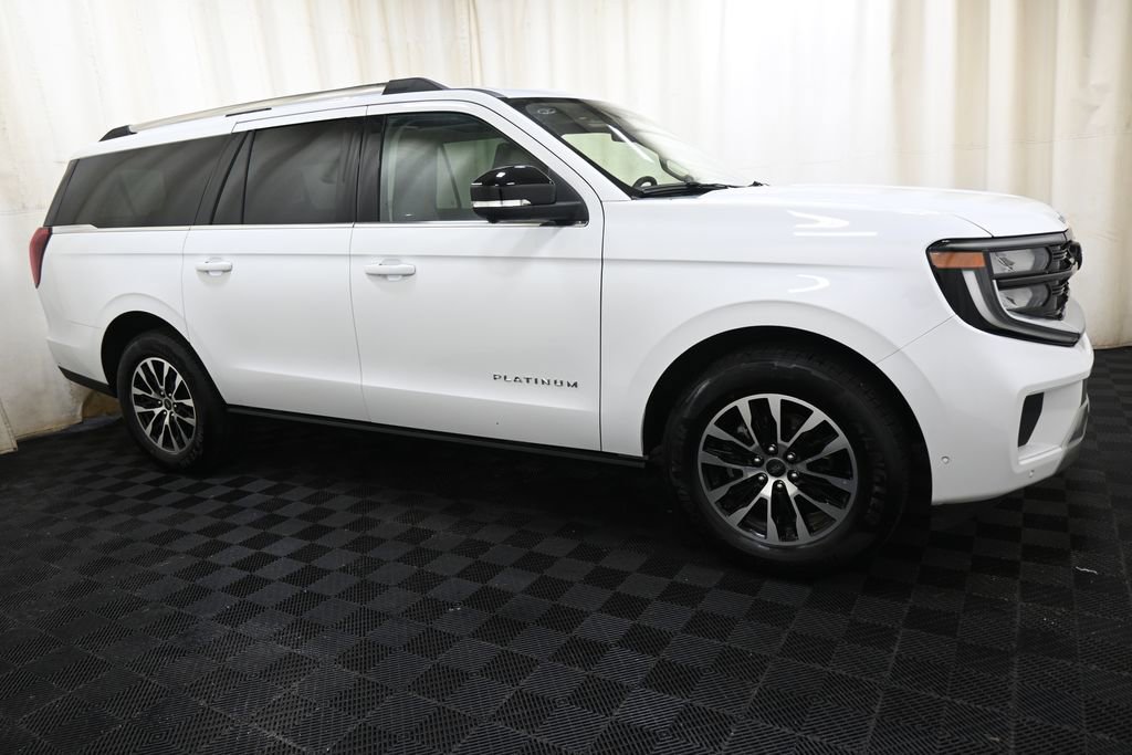 Used 2025 Ford Expedition Max Platinum image 9