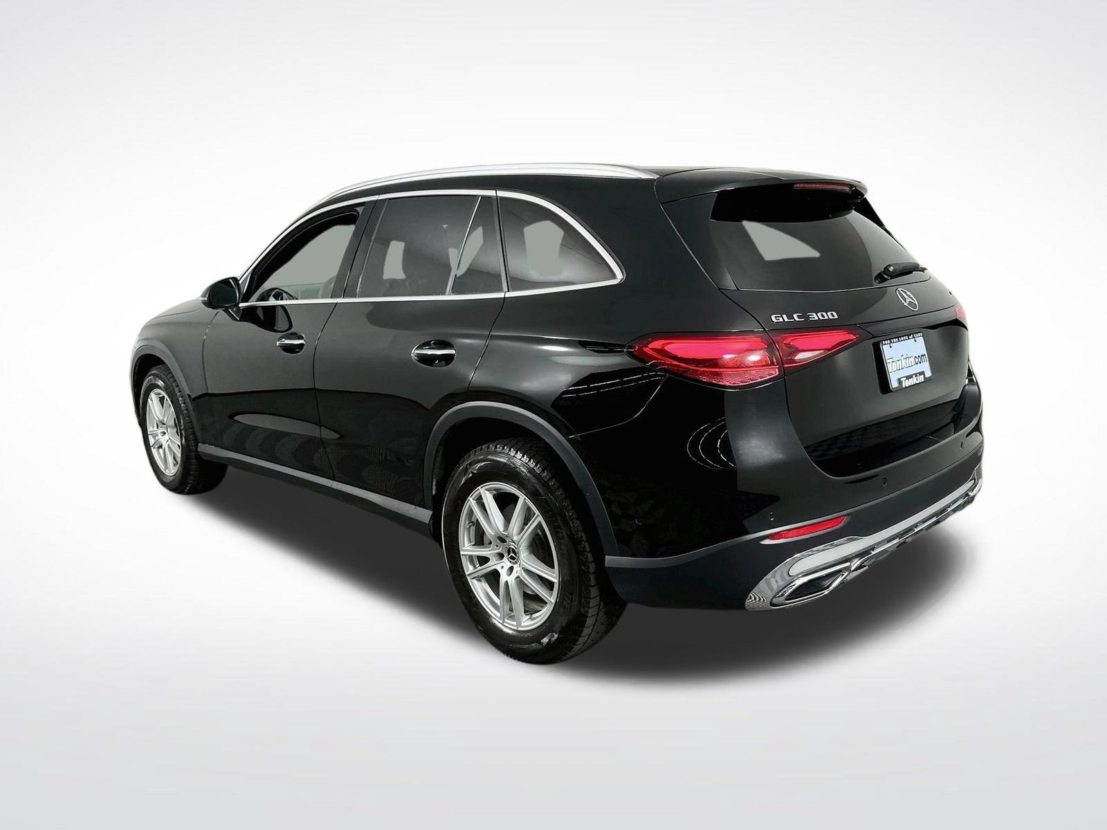Used 2025 Mercedes-Benz GLC 300 4MATIC image 6