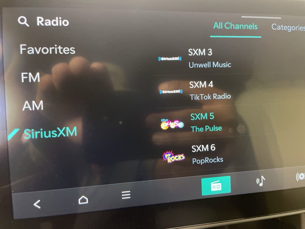 New 2026 Kia Carnival EX image 28