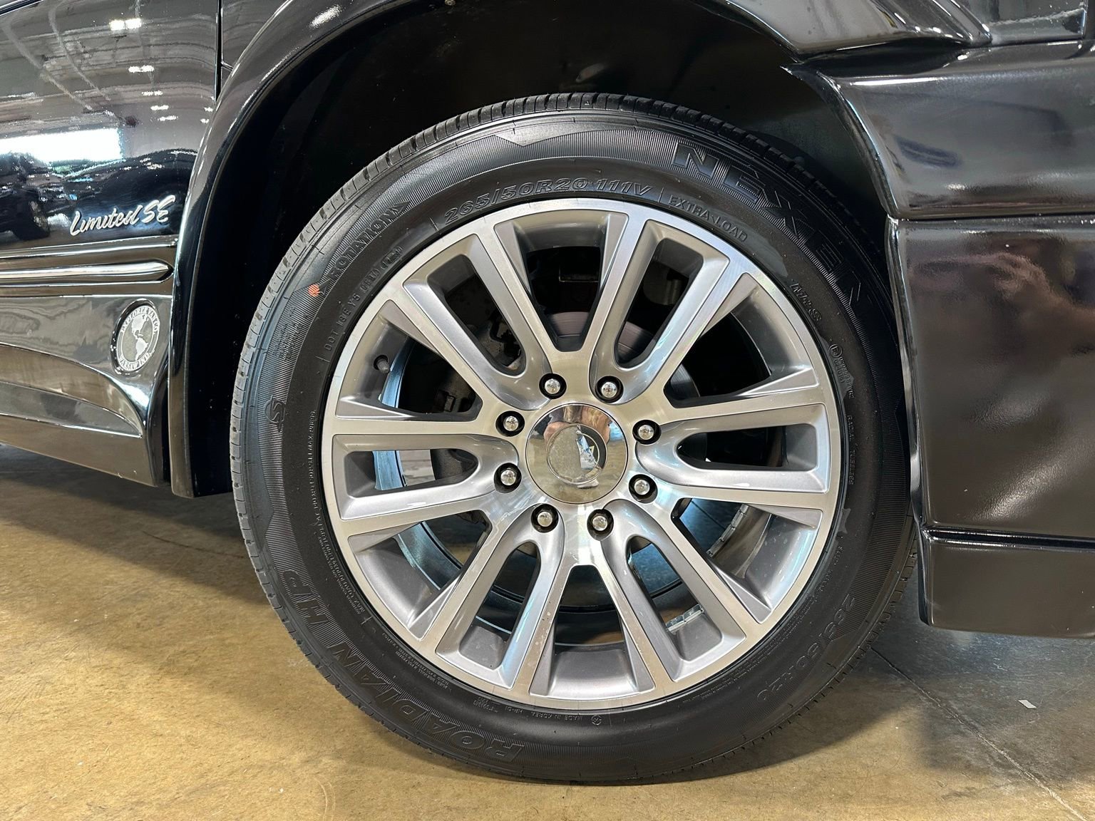 Used 2021 Chevrolet Express 2500 LS w/ Enhanced Convenience Package image 10