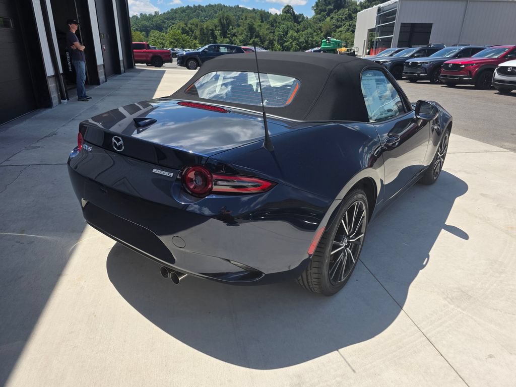 New 2026 MAZDA MX-5 Miata Grand Touring RWD image 6