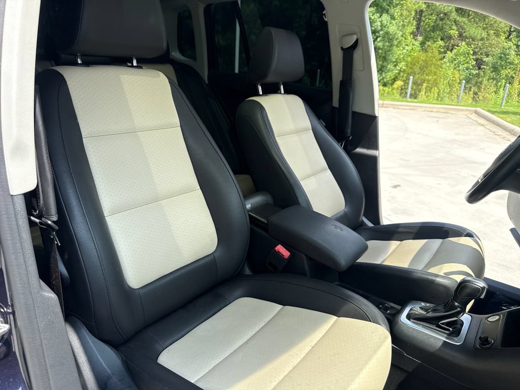 Used 2016 Volkswagen Tiguan SE AWD/4WD image 34