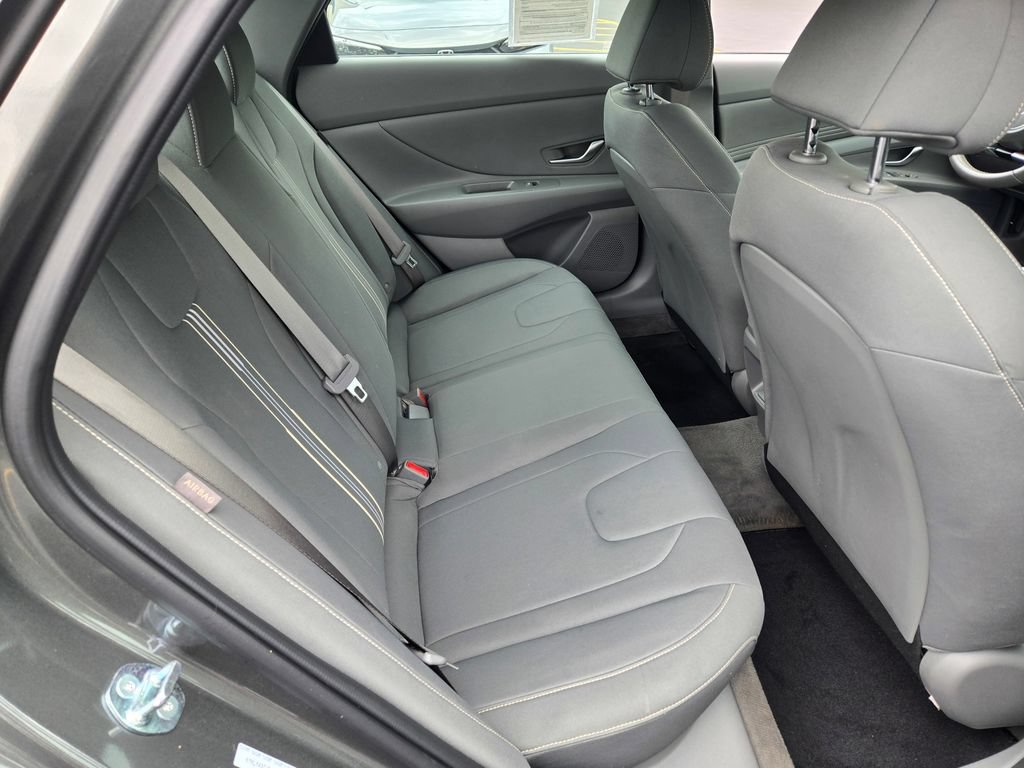 Certified 2025 Hyundai Elantra Sport w/ Cargo Package FWD image 13