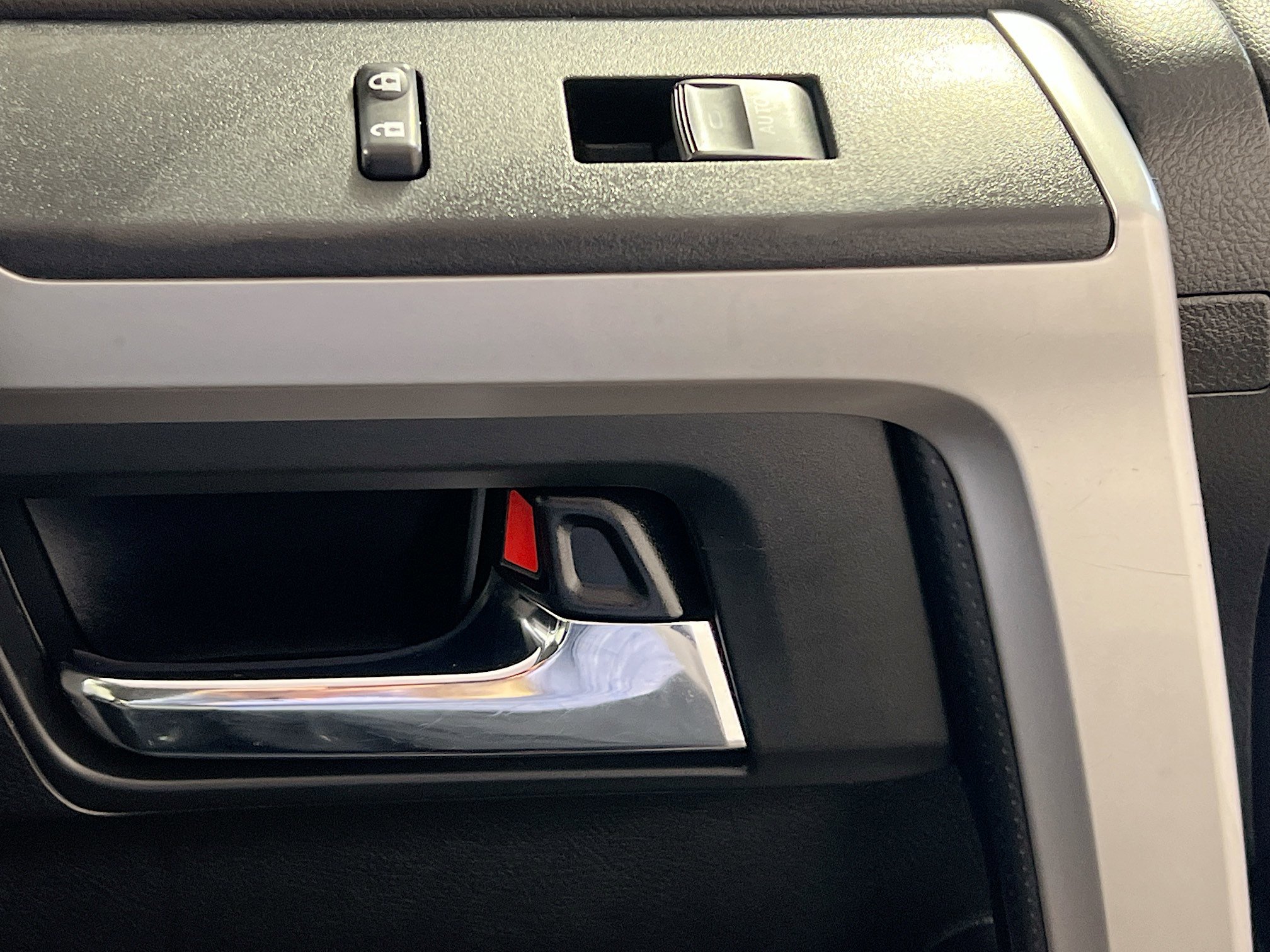 Used 2018 Toyota 4Runner SR5 Premium image 31