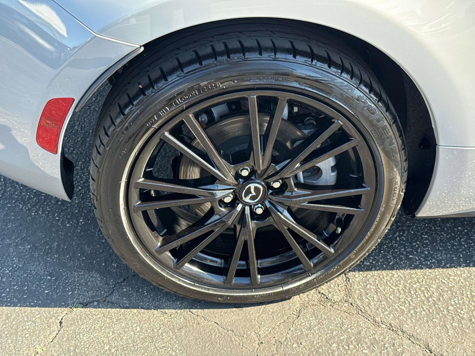 Certified 2024 MAZDA MX-5 Miata Club image 30