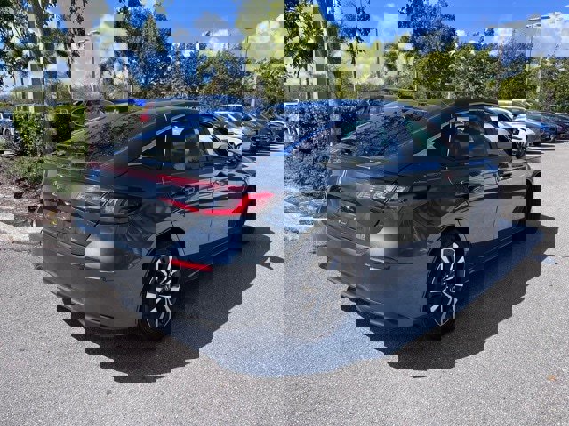 Used 2024 Honda Civic EX-L image 4