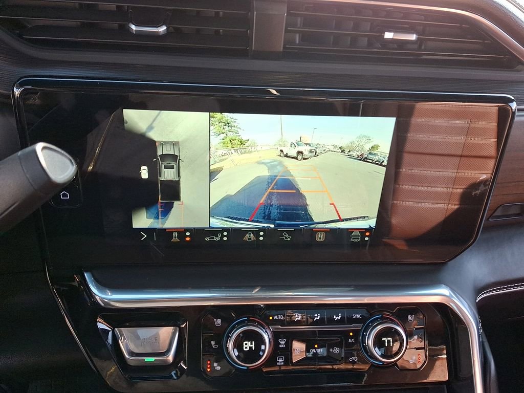 Used 2025 GMC Sierra 2500 Denali Ultimate image 18