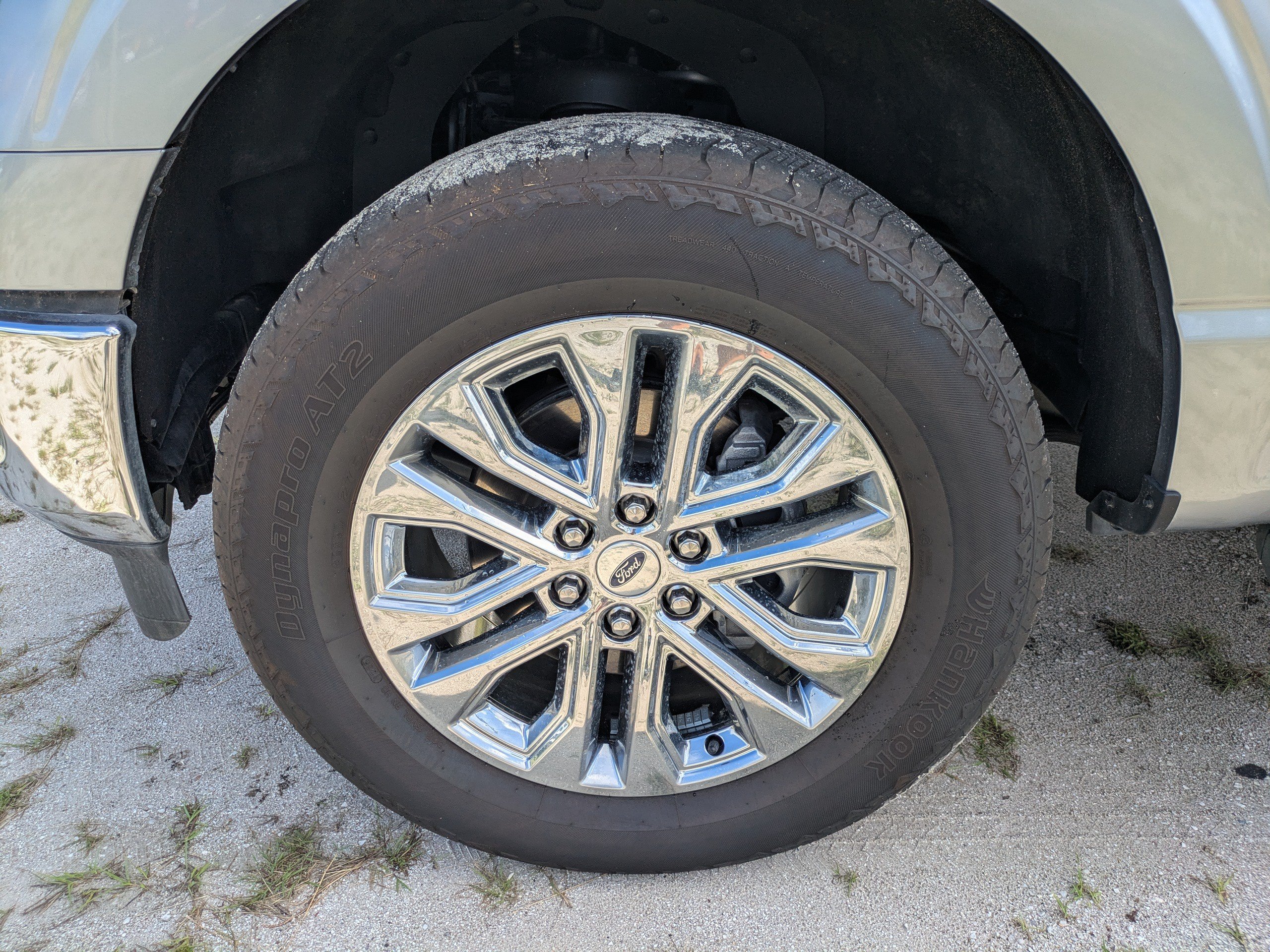 Used 2025 Ford F150 Lariat w/ Equipment Group 501A Mid AWD/4WD image 11