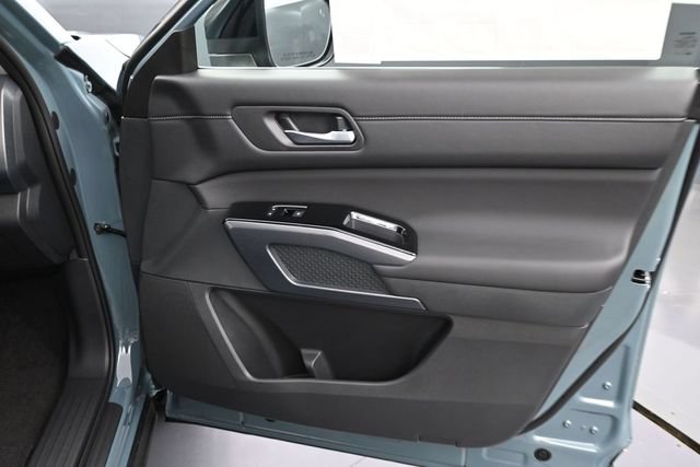 New 2026 Nissan Pathfinder SL w/ Cargo Package FWD image 33