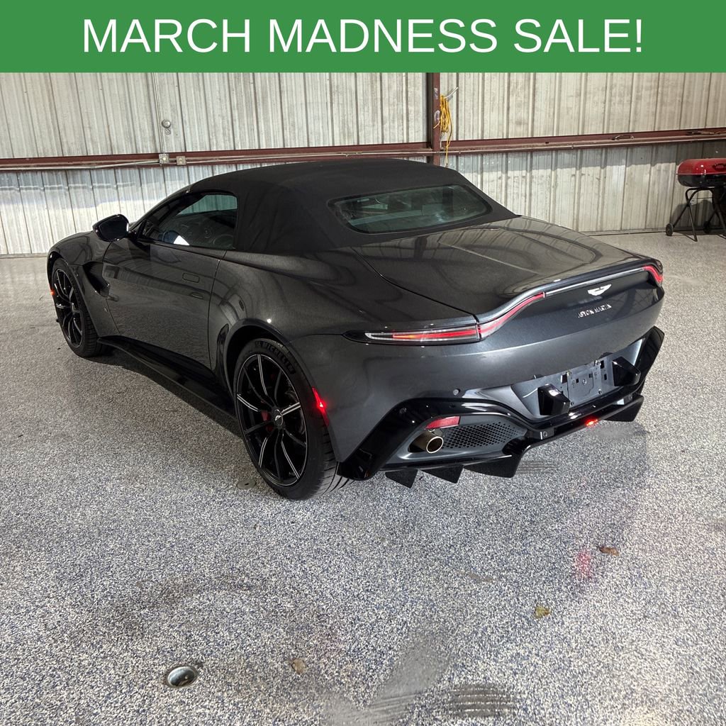 Used 2021 Aston Martin V8 Vantage Roadster image 6