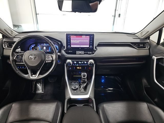 Used 2020 Toyota RAV4 Limited AWD/4WD image 31