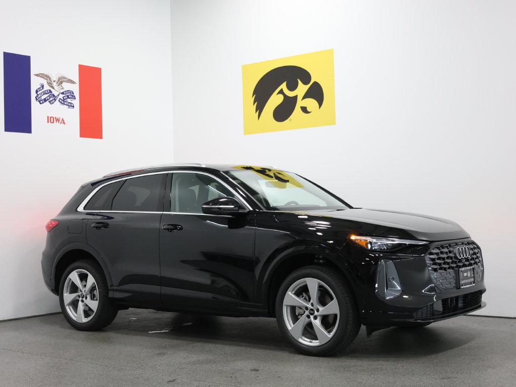 New 2026 Audi Q5 Premium Plus AWD/4WD image 1