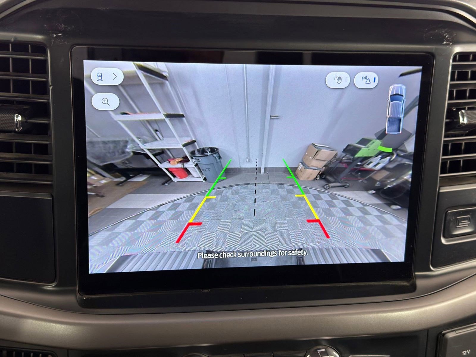 Used 2025 Ford F150 XLT w/ Equipment Group 301A Standard image 24