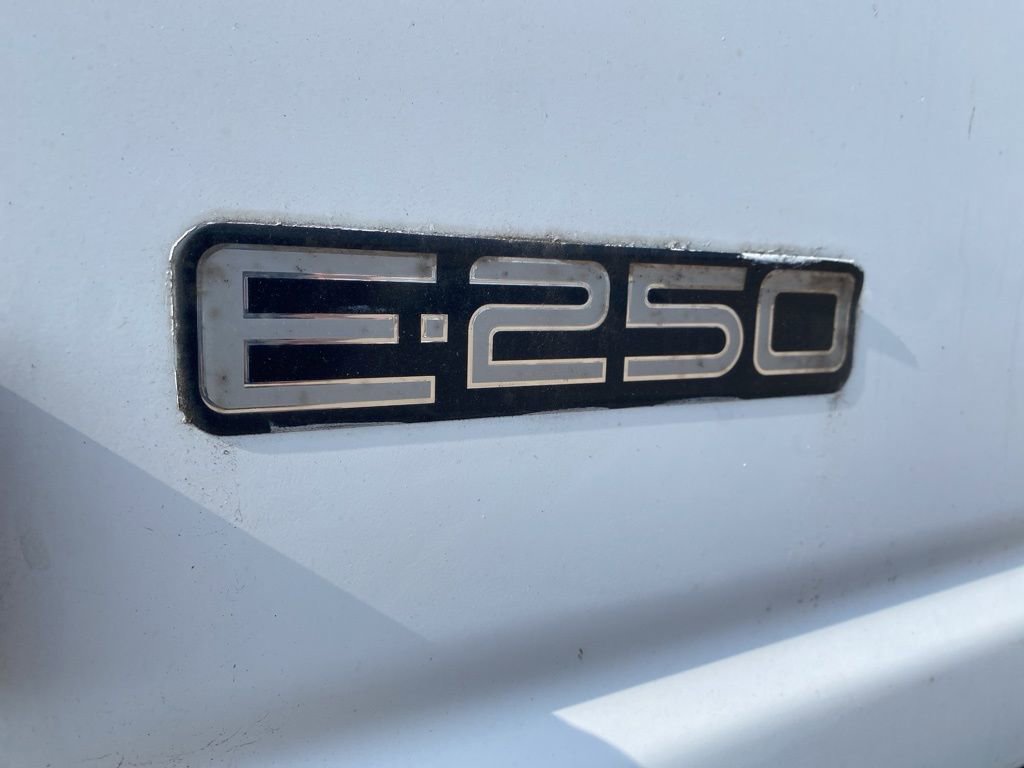 Used 2003 Ford E-250 and Econoline 250 image 23