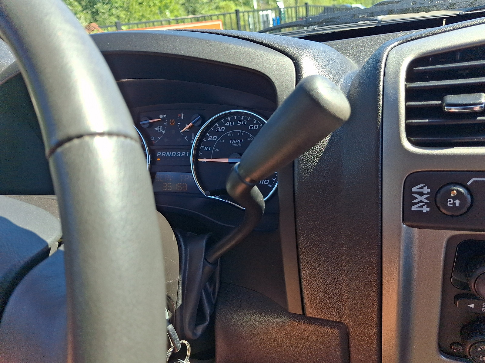 Used 2012 GMC Canyon SLE AWD/4WD image 15