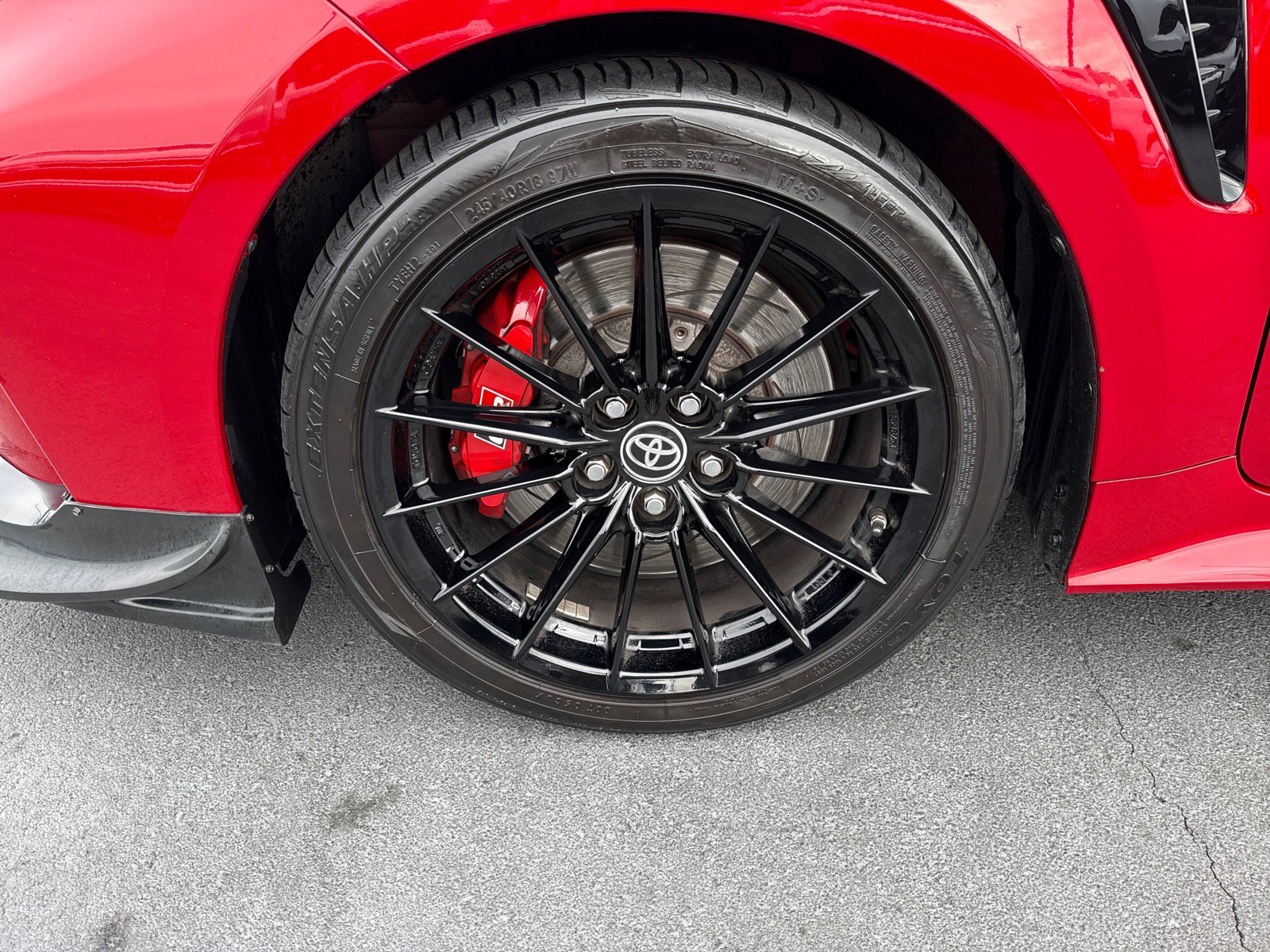 Used 2024 Toyota Corolla Core w/ Performance Package image 9