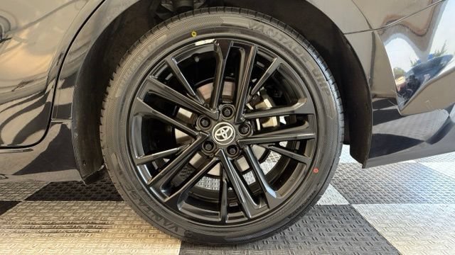 Used 2025 Toyota Camry SE FWD image 10