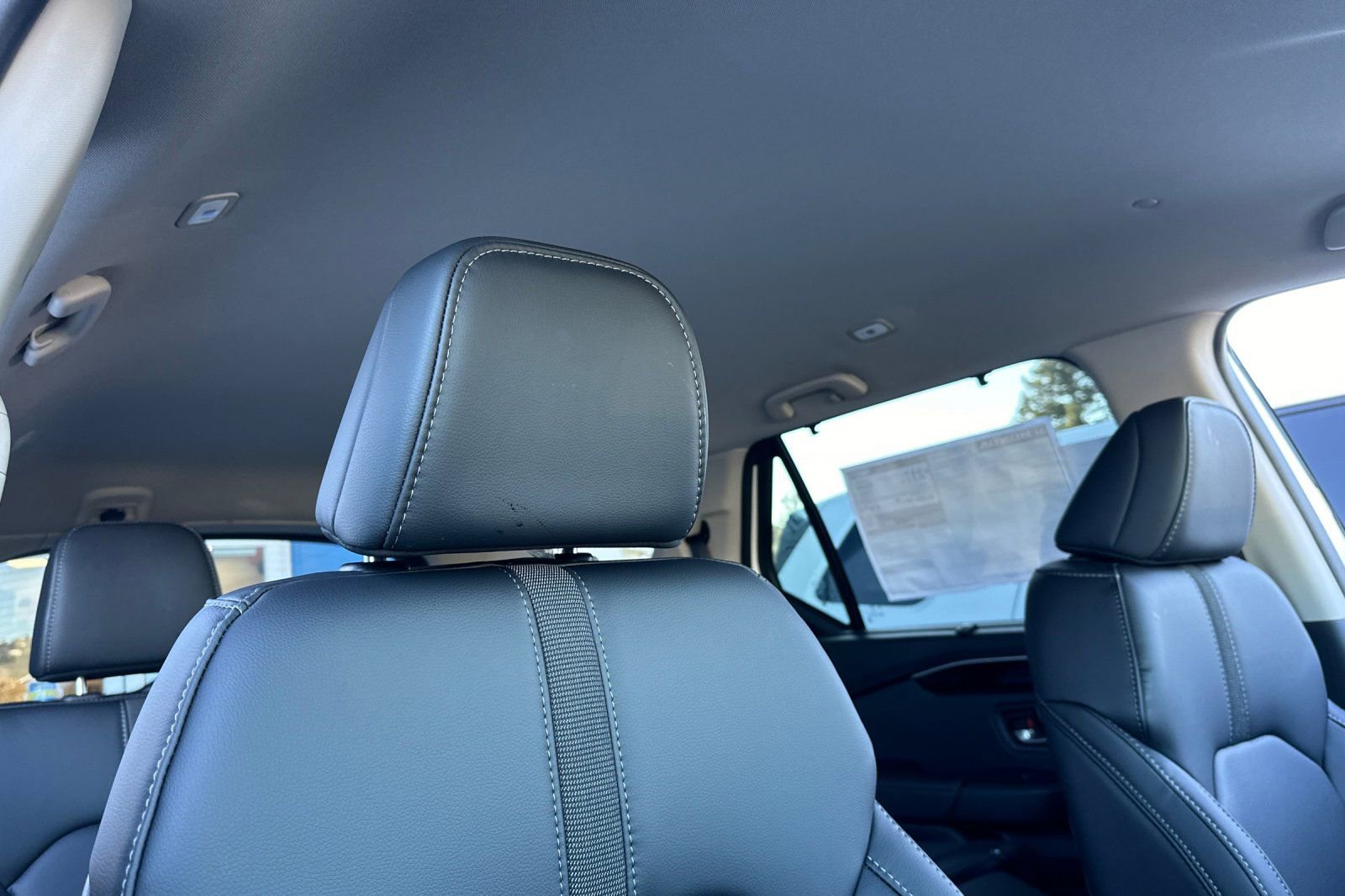 New 2025 Honda Pilot EX-L image 14