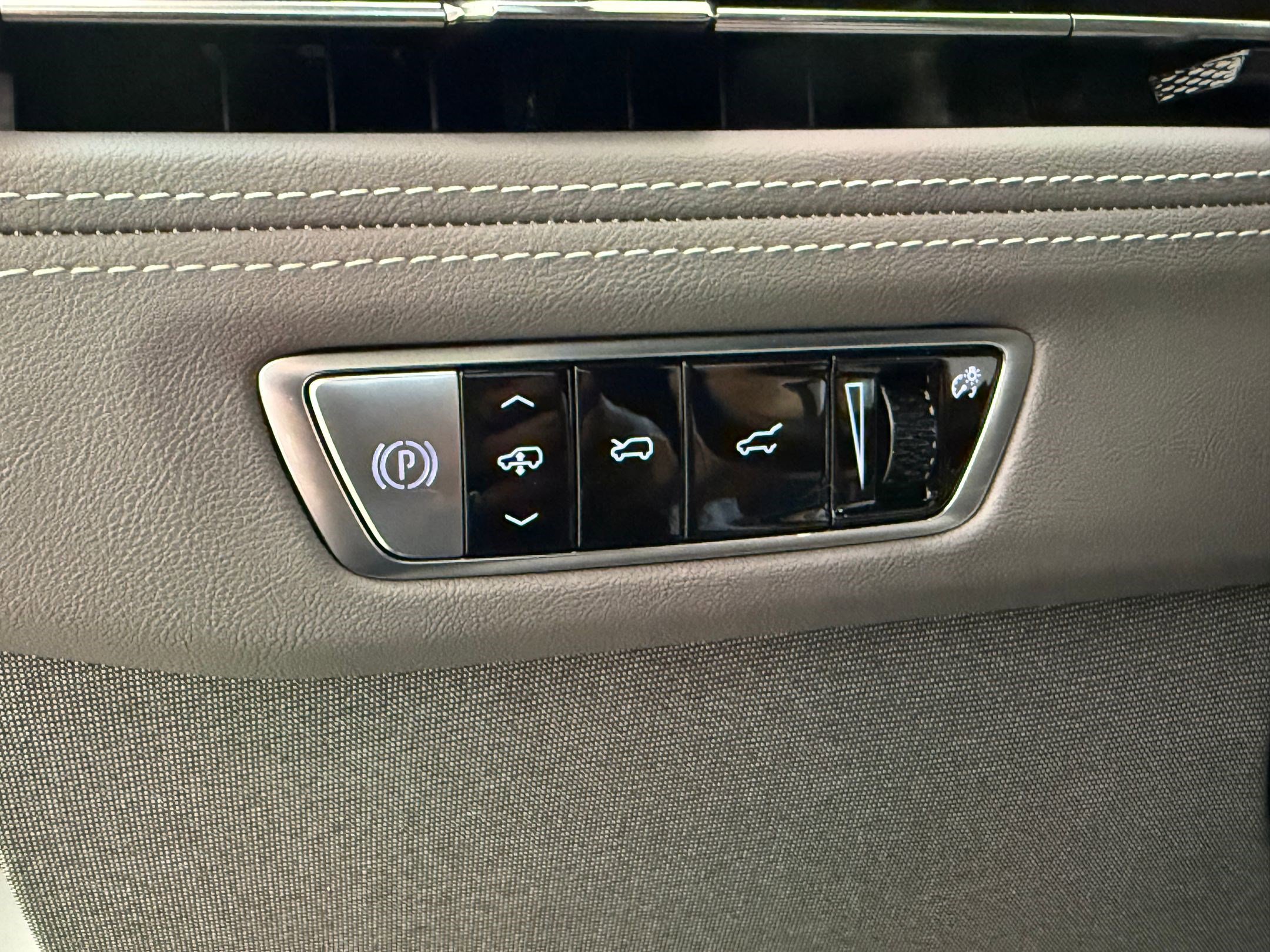 New 2026 Cadillac Escalade IQL Luxury image 19