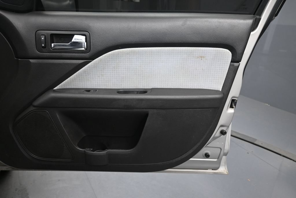 Used 2008 Mercury Milan FWD image 26